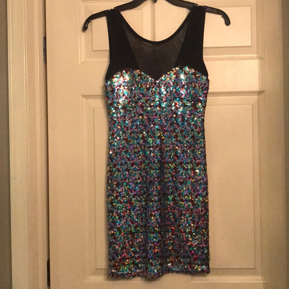 🎈(4for$20) Sequin Dress! - Picture 2 of 6